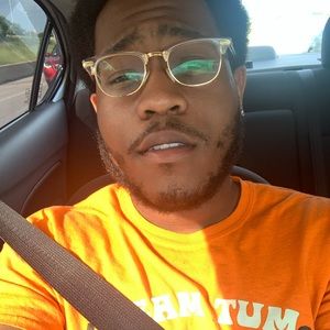 Meet your Posher, Pierre